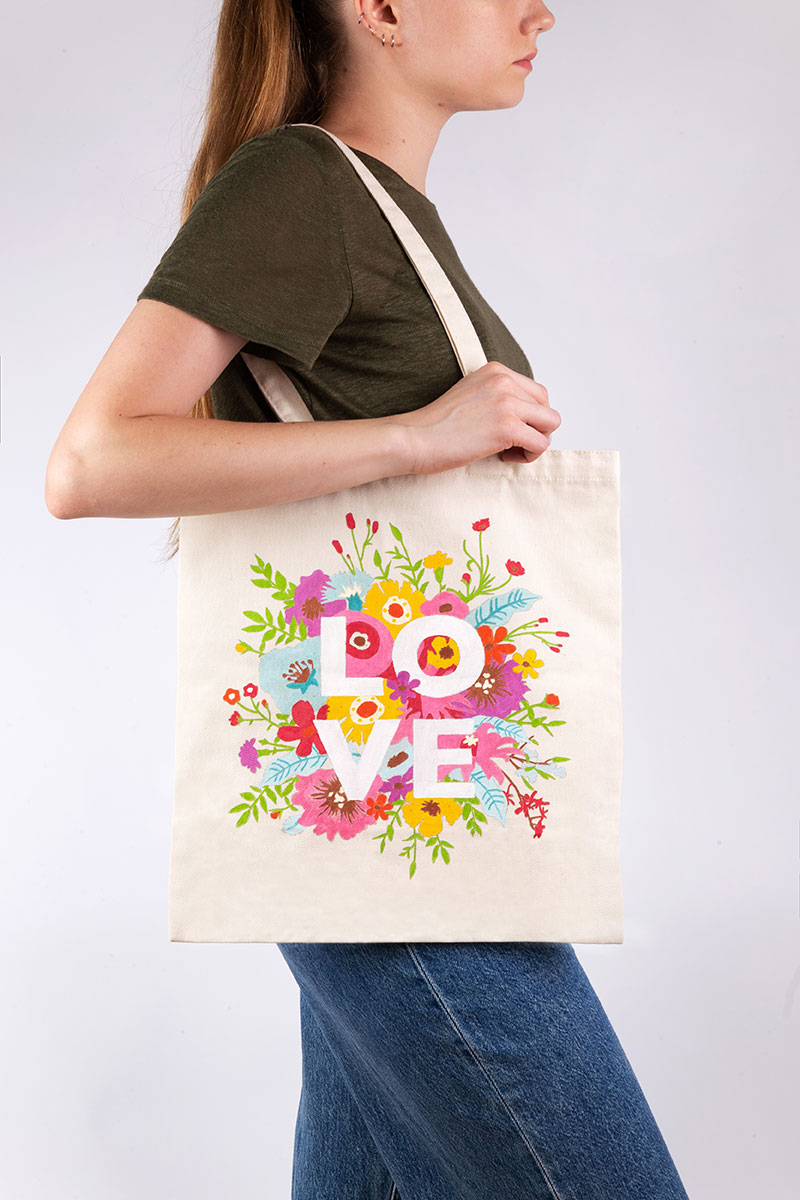 картинка Раскраска на сумке "Цвет любви" от магазина Стежочек